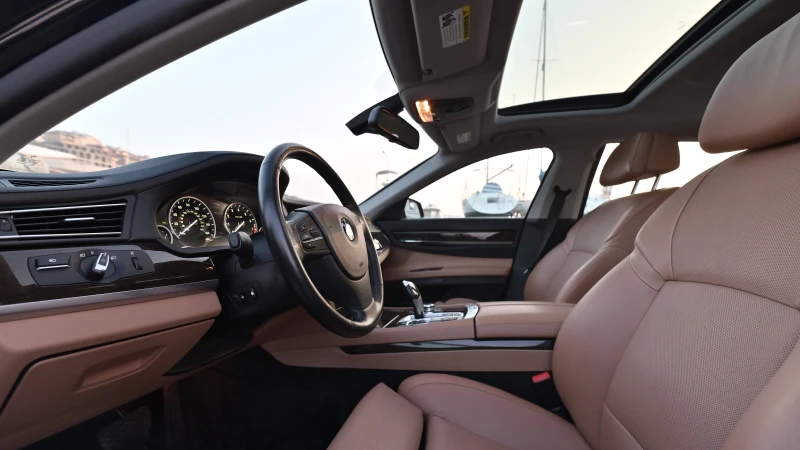 BMW 750 LI, снимка 6 - Автомобили и джипове - 51351698