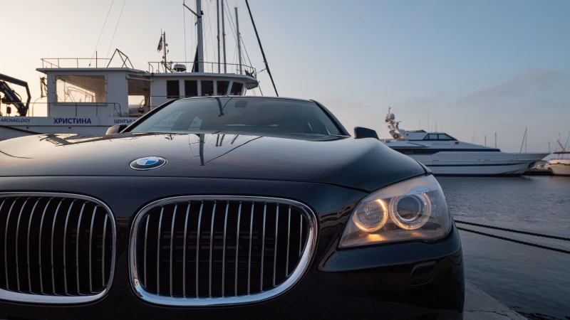 BMW 750 LI, снимка 2 - Автомобили и джипове - 51351698