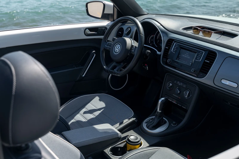 VW New beetle jeans, снимка 4 - Автомобили и джипове - 51958880