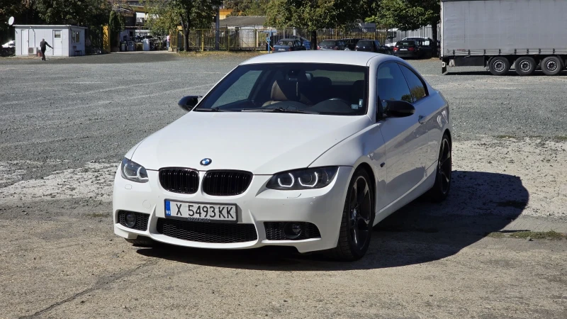 BMW 330 Xd, снимка 6 - Автомобили и джипове - 52437537