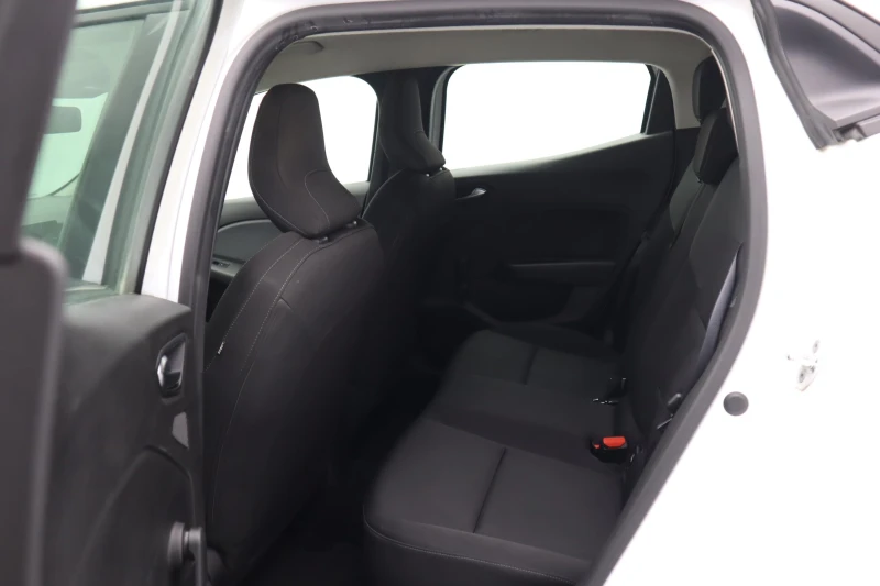 Renault Clio 1.0 tce, снимка 12 - Автомобили и джипове - 52816329