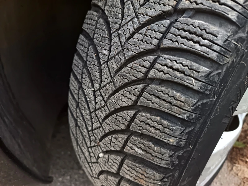 Peugeot 207 1.4 Station Wagon, снимка 6 - Автомобили и джипове - 52850297