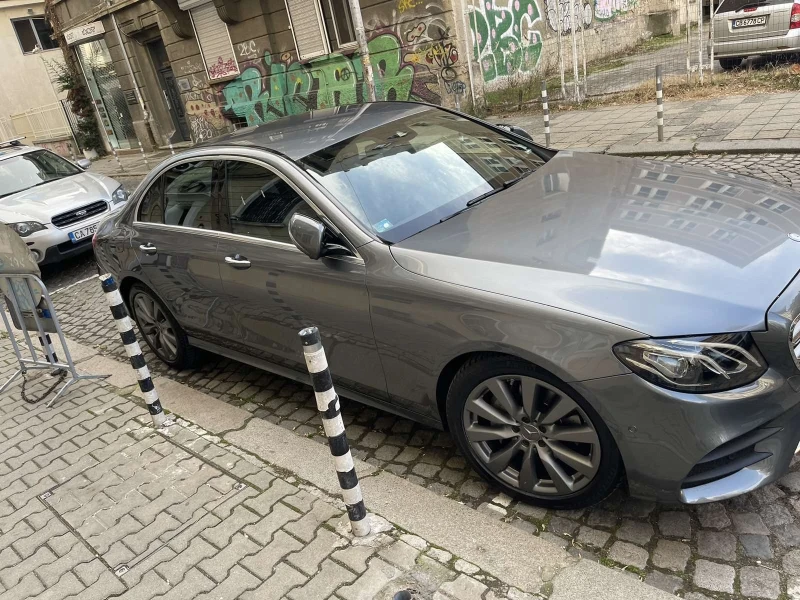 Mercedes-Benz 220, снимка 5 - Автомобили и джипове - 52973293