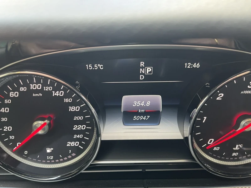 Mercedes-Benz 220, снимка 14 - Автомобили и джипове - 52973293