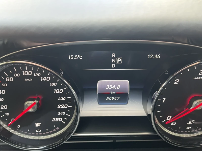 Mercedes-Benz 220, снимка 13 - Автомобили и джипове - 52973293