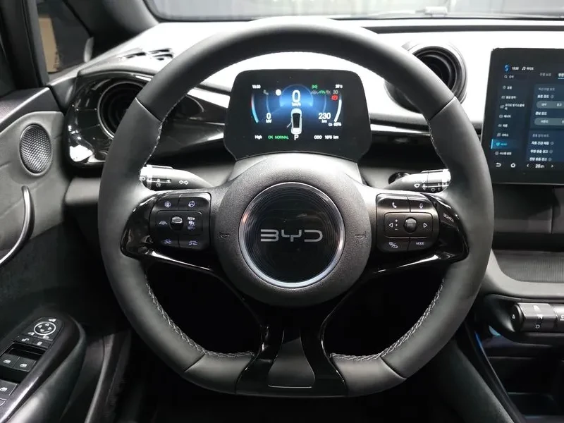 BYD Dolphin САМО 30% АВАНС, снимка 13 - Автомобили и джипове - 56223367