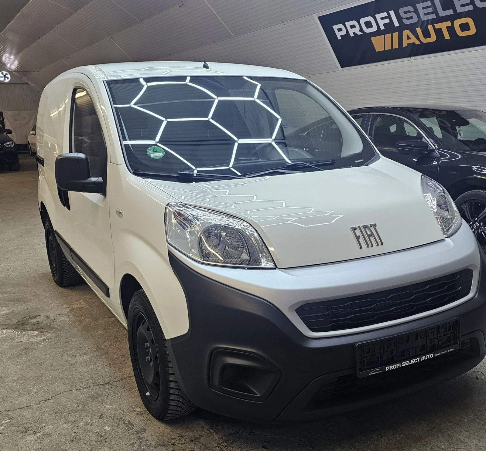 Fiat Fiorino 9550км!!! товарен N1, снимка 1