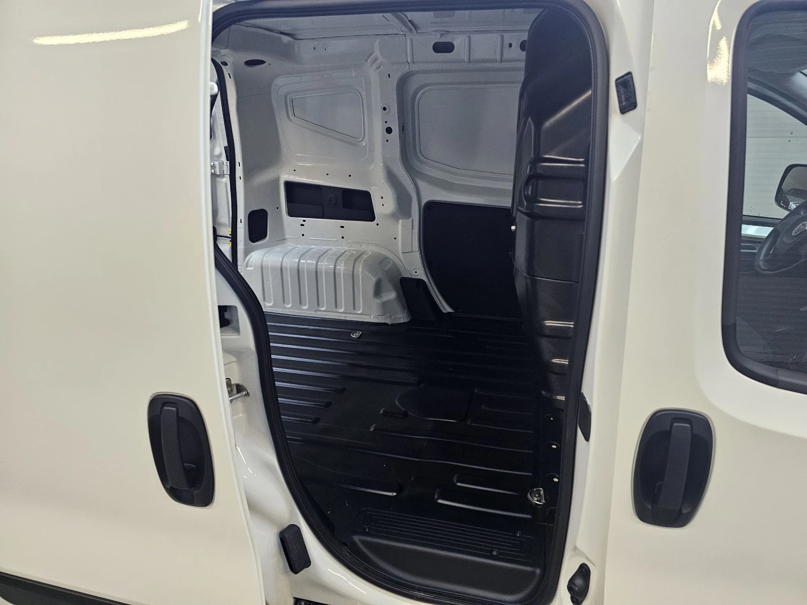 Fiat Fiorino 9550км!!! товарен - изображение 9