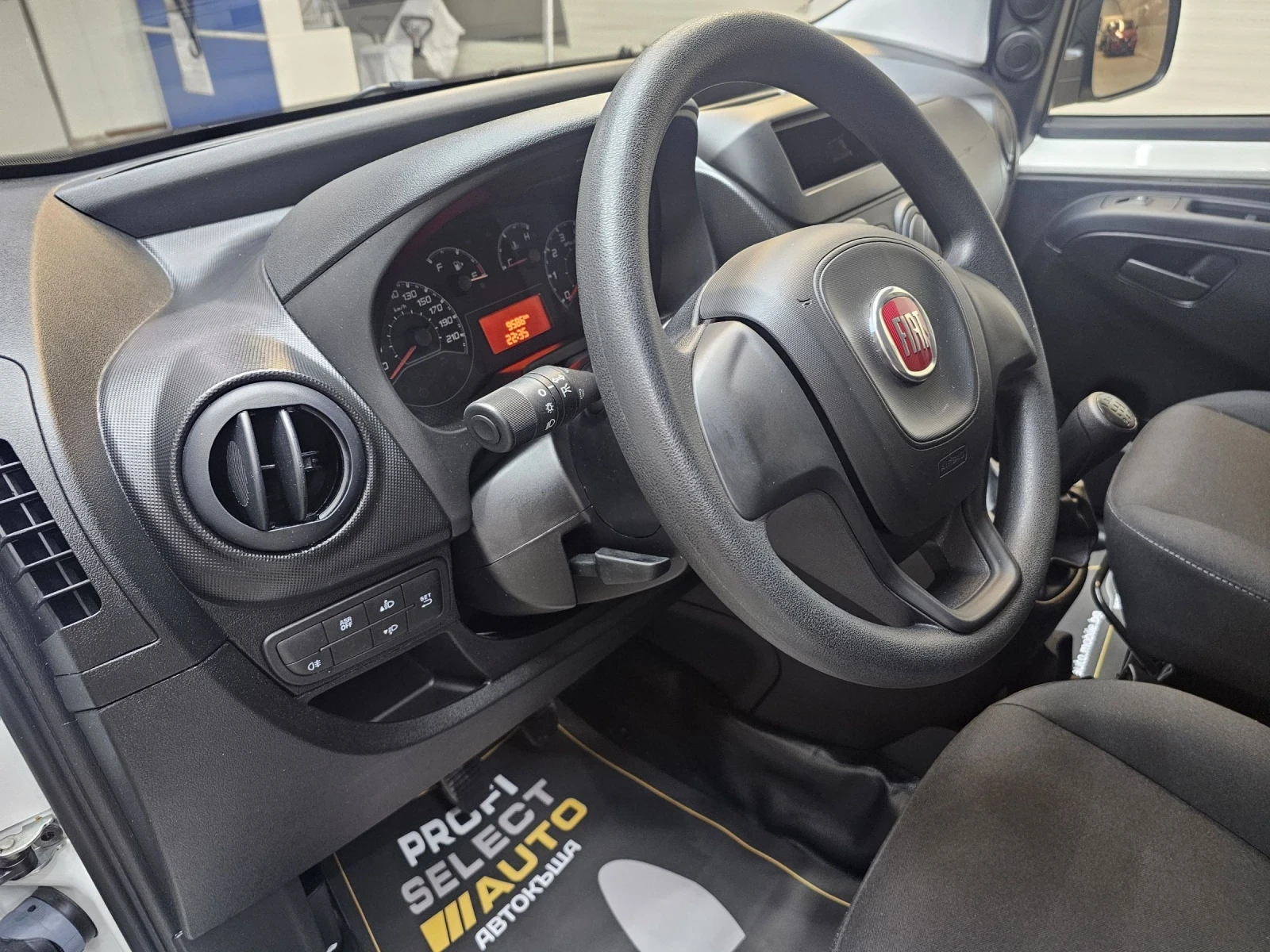 Fiat Fiorino 9550км!!! товарен N1 | Mobile.bg — изображение 14