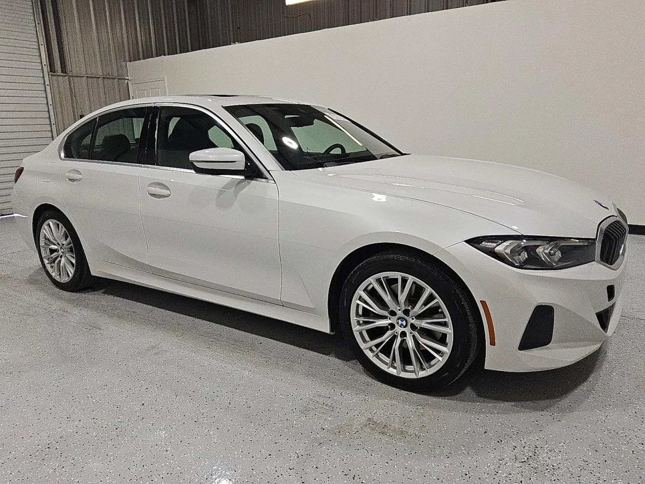 BMW 330  - изображение 5