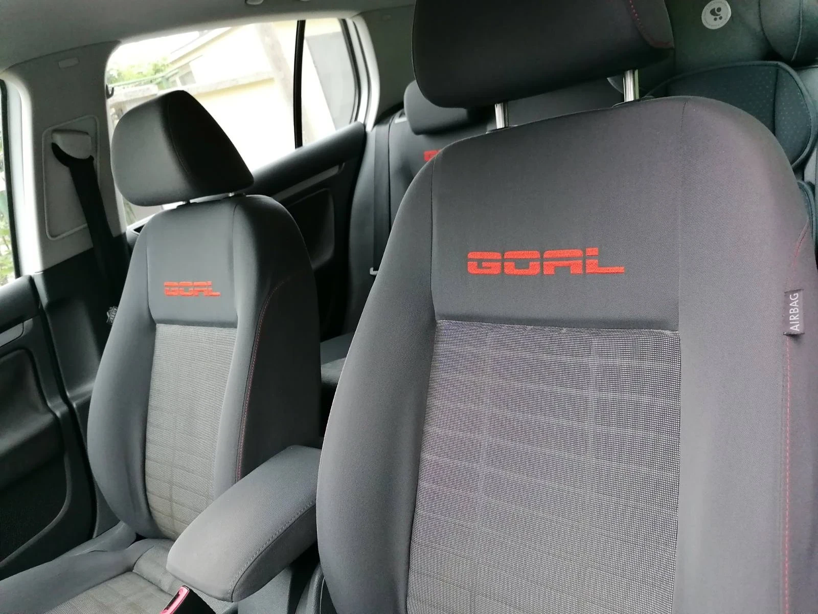 VW Golf Goal - изображение 9