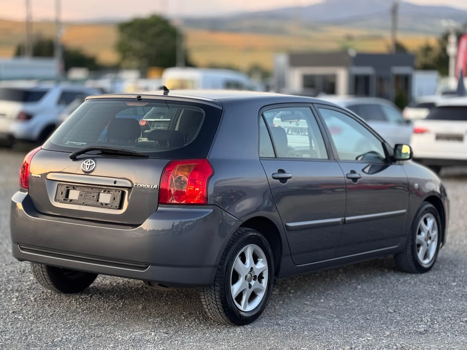 Toyota Corolla 1.6i - изображение 4