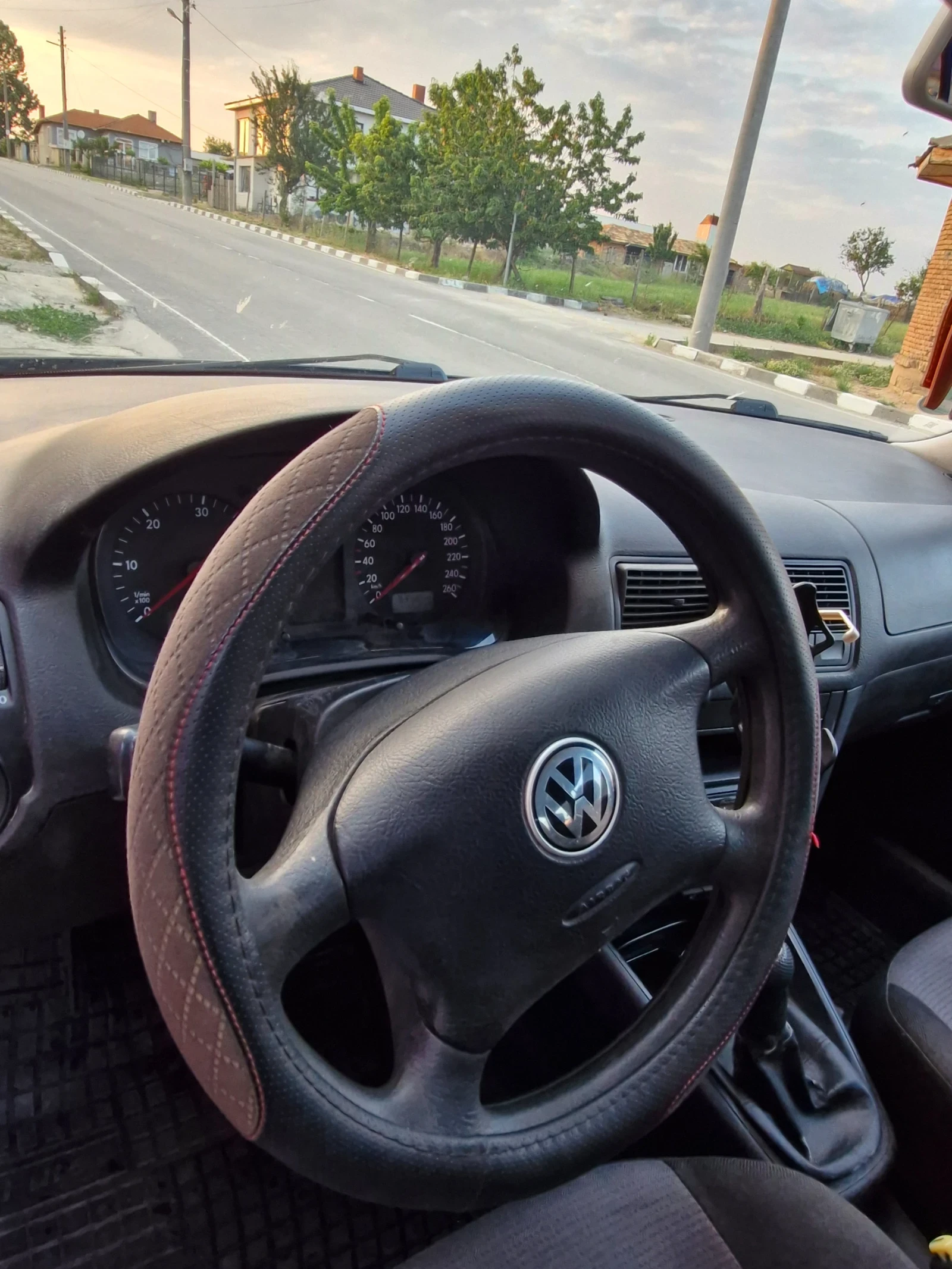 VW Golf 1.9 131 - изображение 3