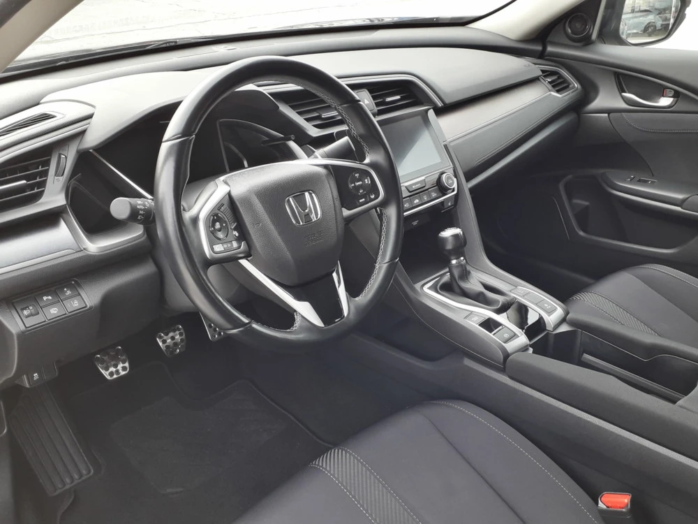 Honda Civic 1.0 VTEC Elegance Turbo  MT - изображение 10