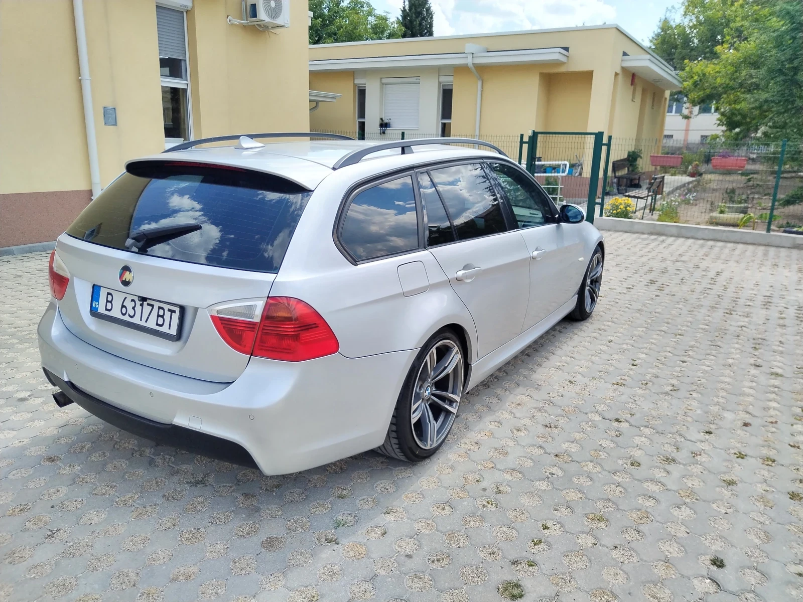 BMW 320  - изображение 5