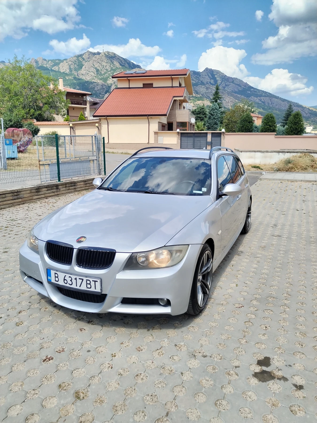 BMW 320  - изображение 8