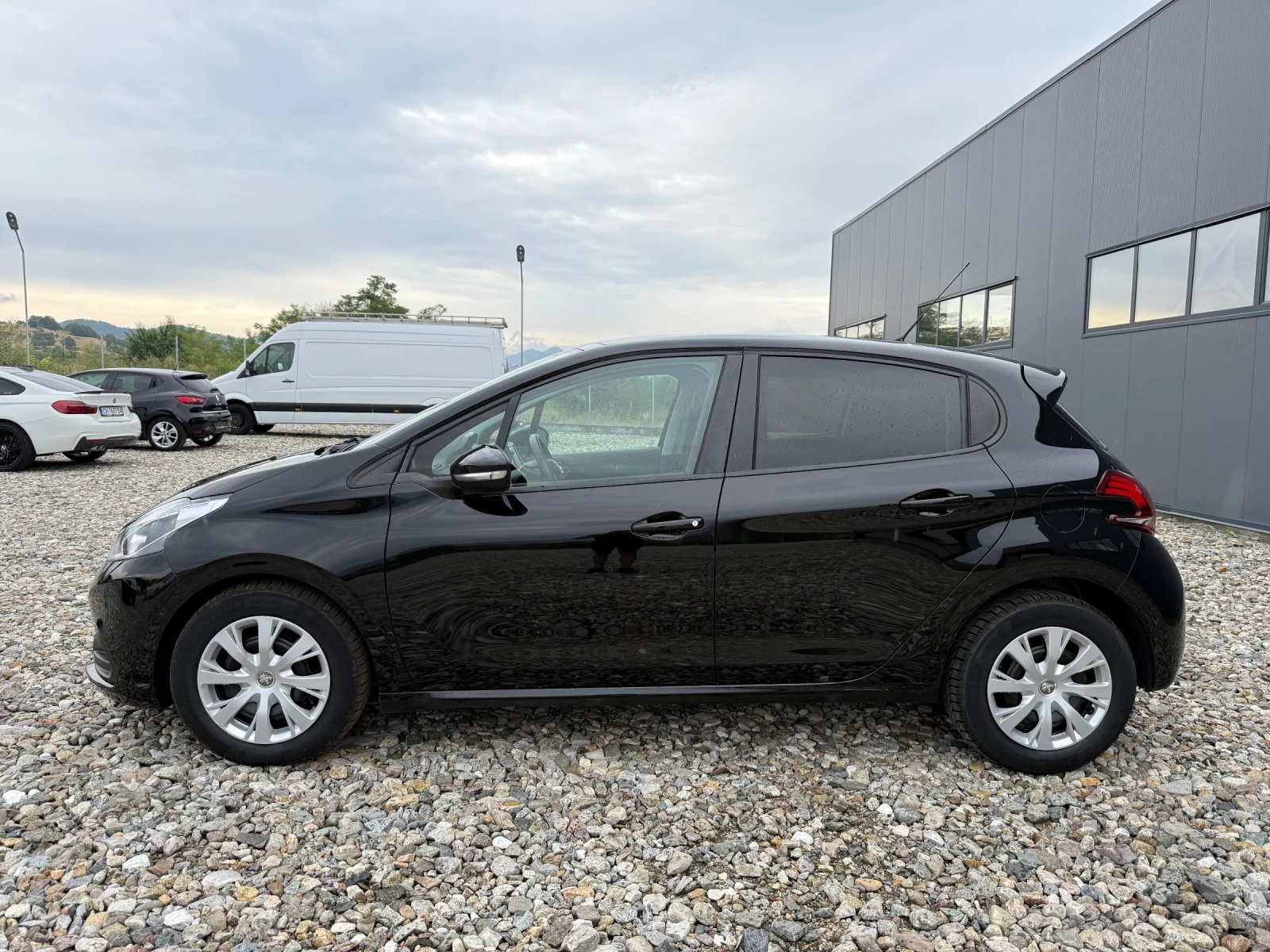 Peugeot 208 1.6 HDI NAVI PANORAMA  - изображение 3