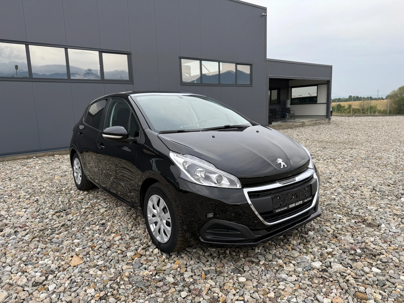 Peugeot 208 1.6 HDI NAVI PANORAMA  - изображение 8