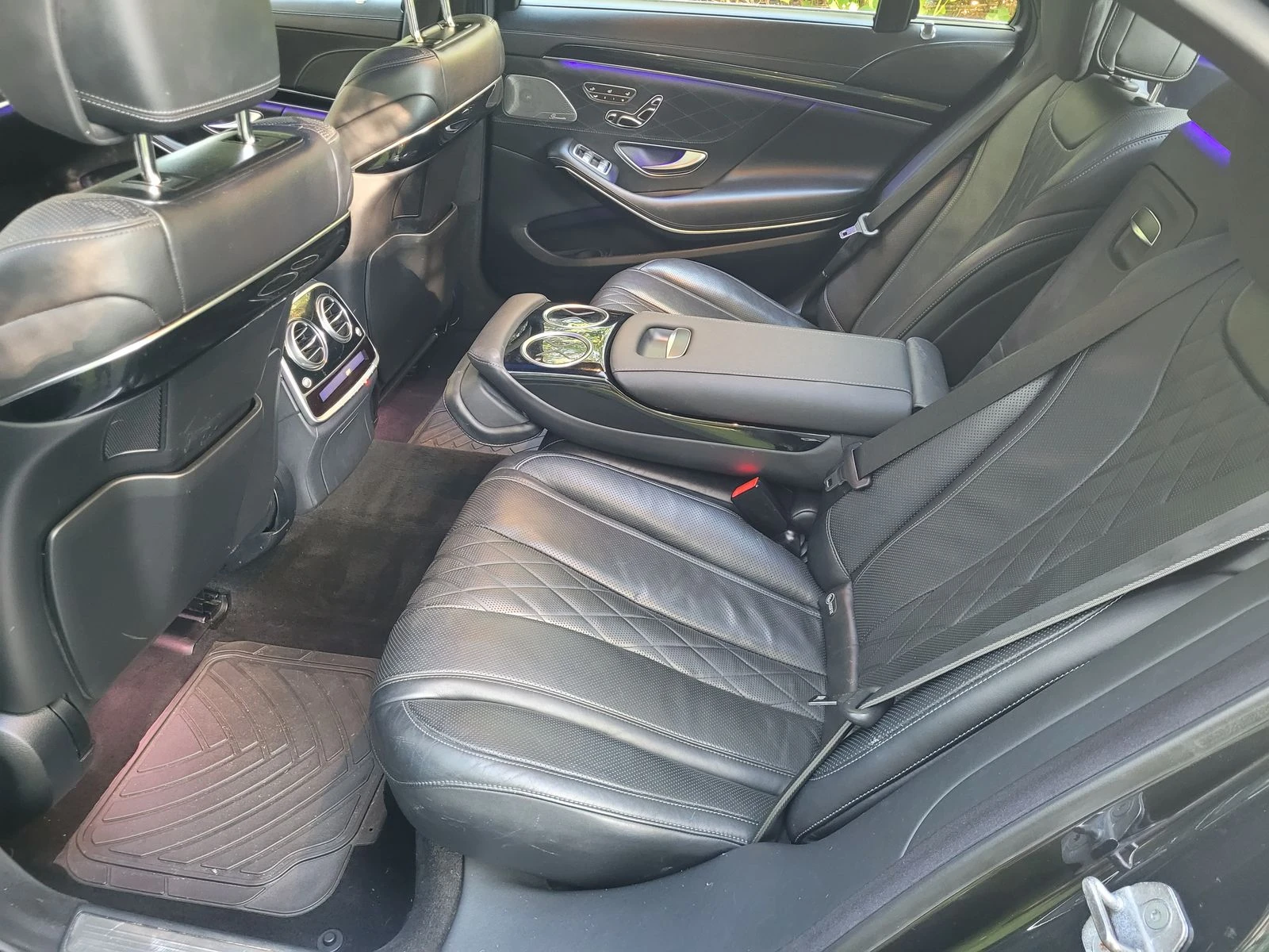 Mercedes-Benz S 560 4MATIC FULL ЕКСТРИ! ПЕРФЕКТНА!!! - изображение 9