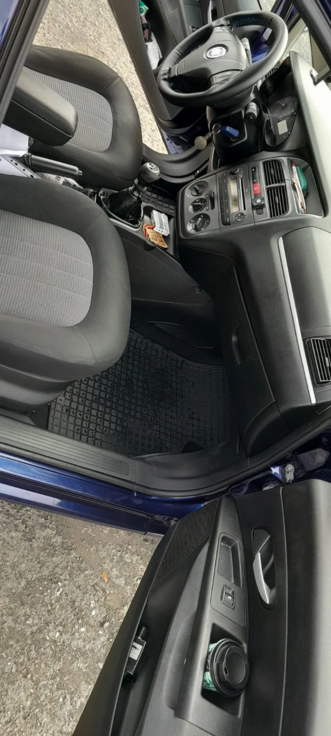 Fiat Linea 1.4i - изображение 7