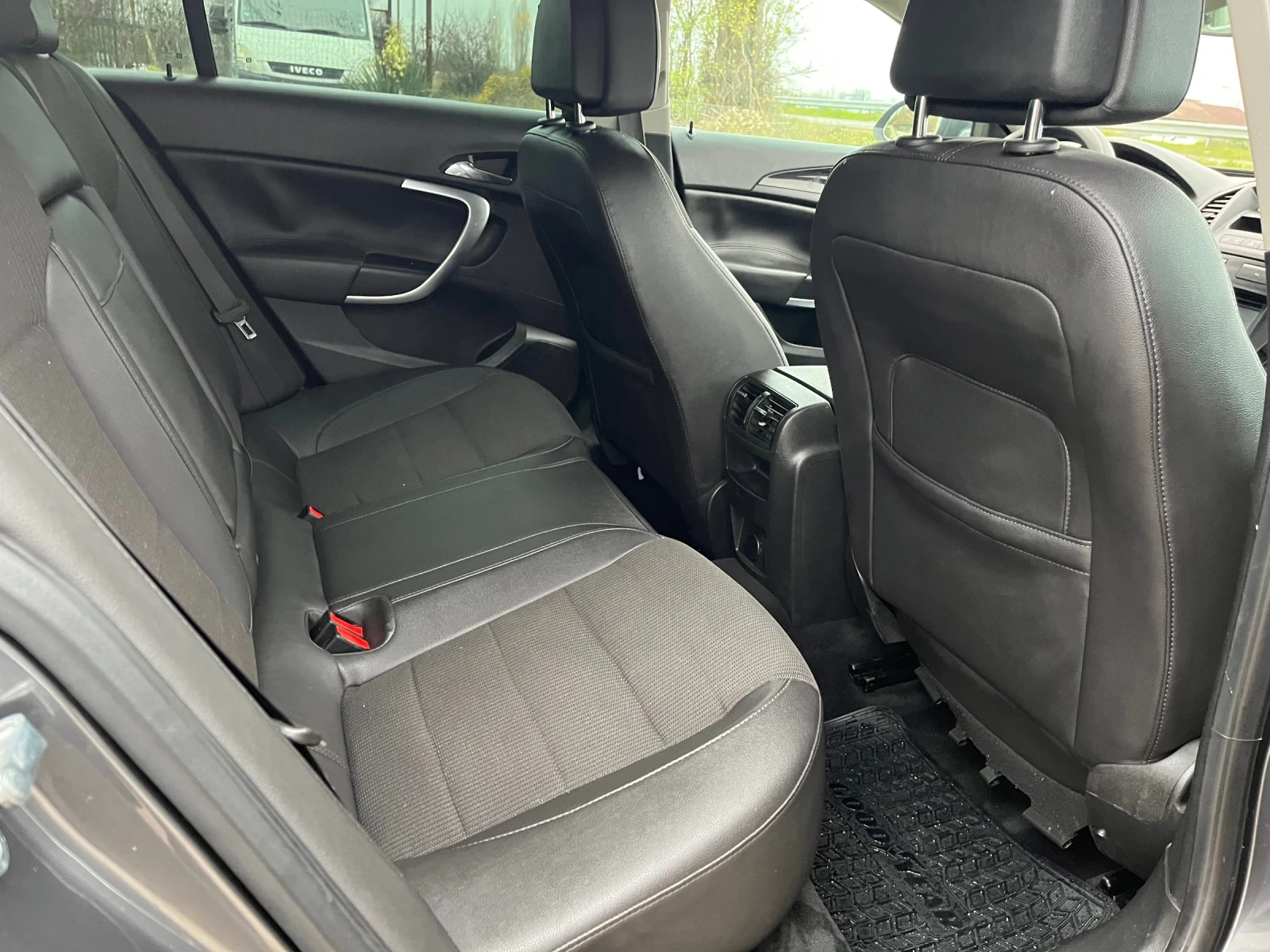 Opel Insignia 2.0TDI-NAVI-KAMERA-ITALIA - изображение 7
