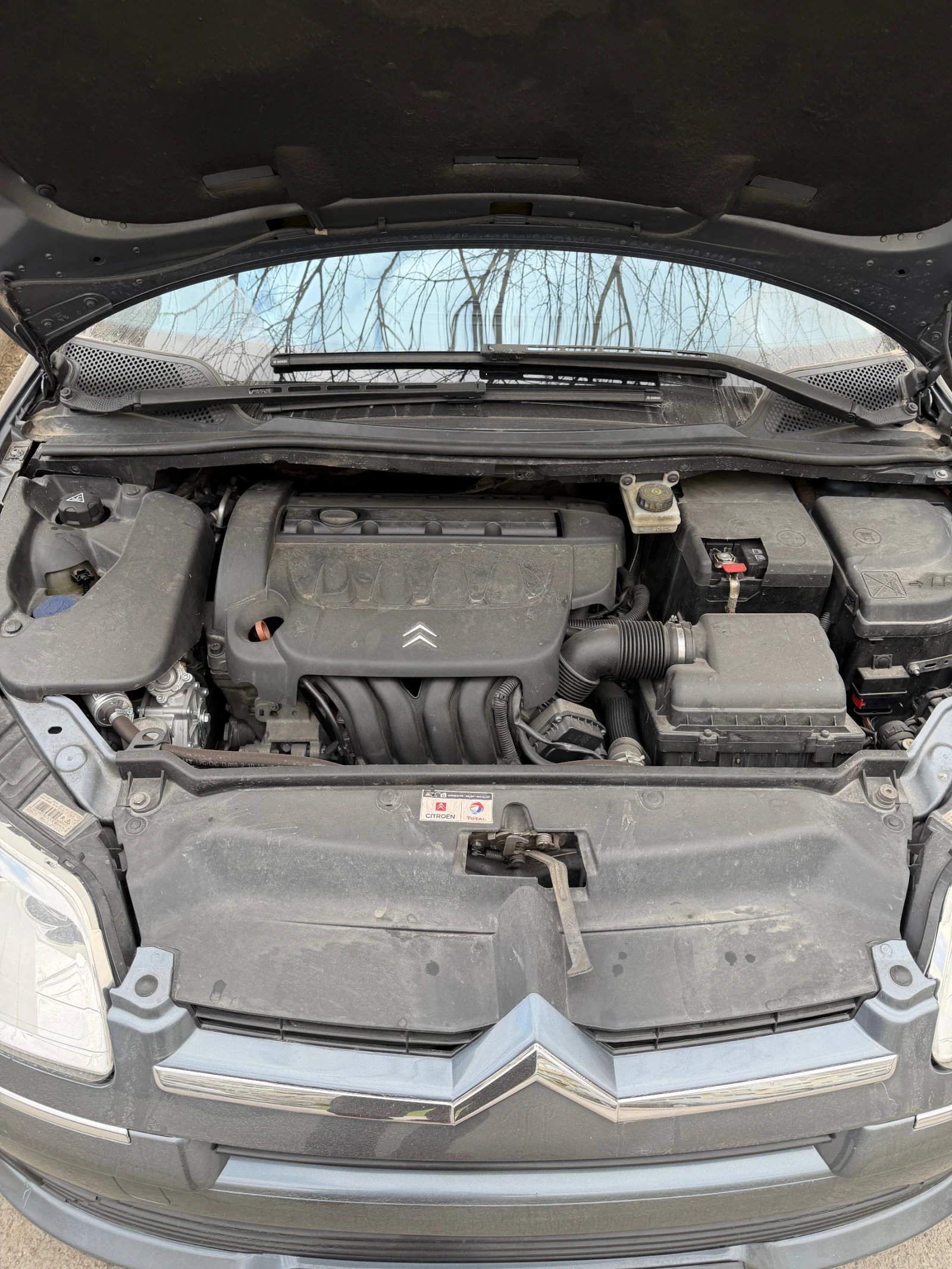 Citroen C4 2.0 /140 к.с. Exclusive , снимка 14 - Автомобили и джипове - 53745180