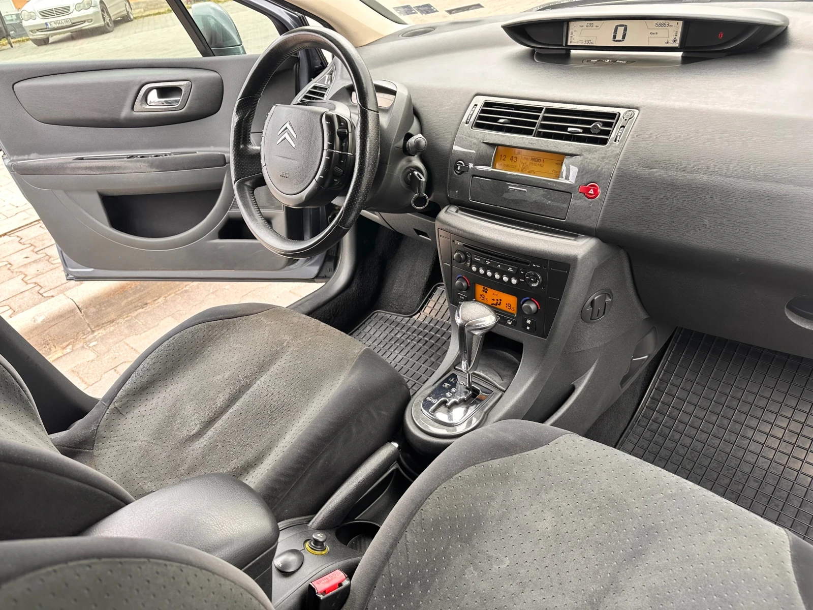 Citroen C4 2.0 /140 к.с. Exclusive  - изображение 8