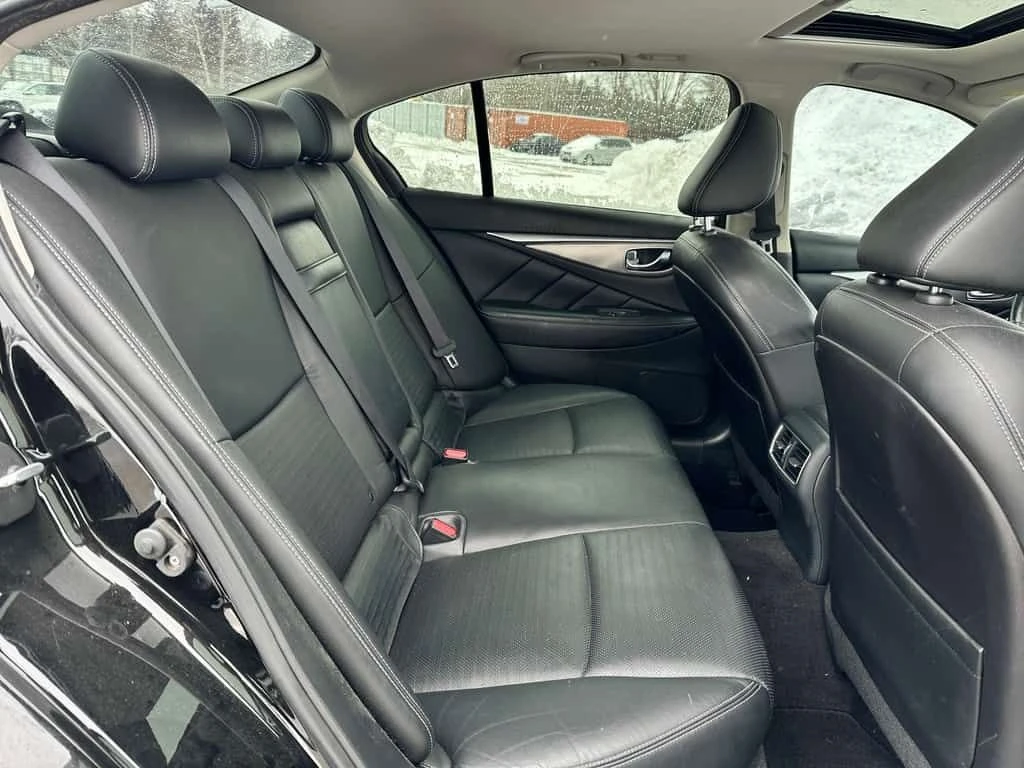 Infiniti Q50 * SIGNATURE EDITION | NAVIGATION | LEATHER * CARFA, снимка 8 - Автомобили и джипове - 53861387