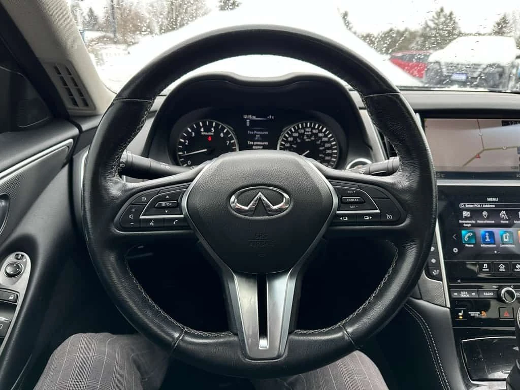 Infiniti Q50 * SIGNATURE EDITION | NAVIGATION | LEATHER * CARFA, снимка 14 - Автомобили и джипове - 53861387