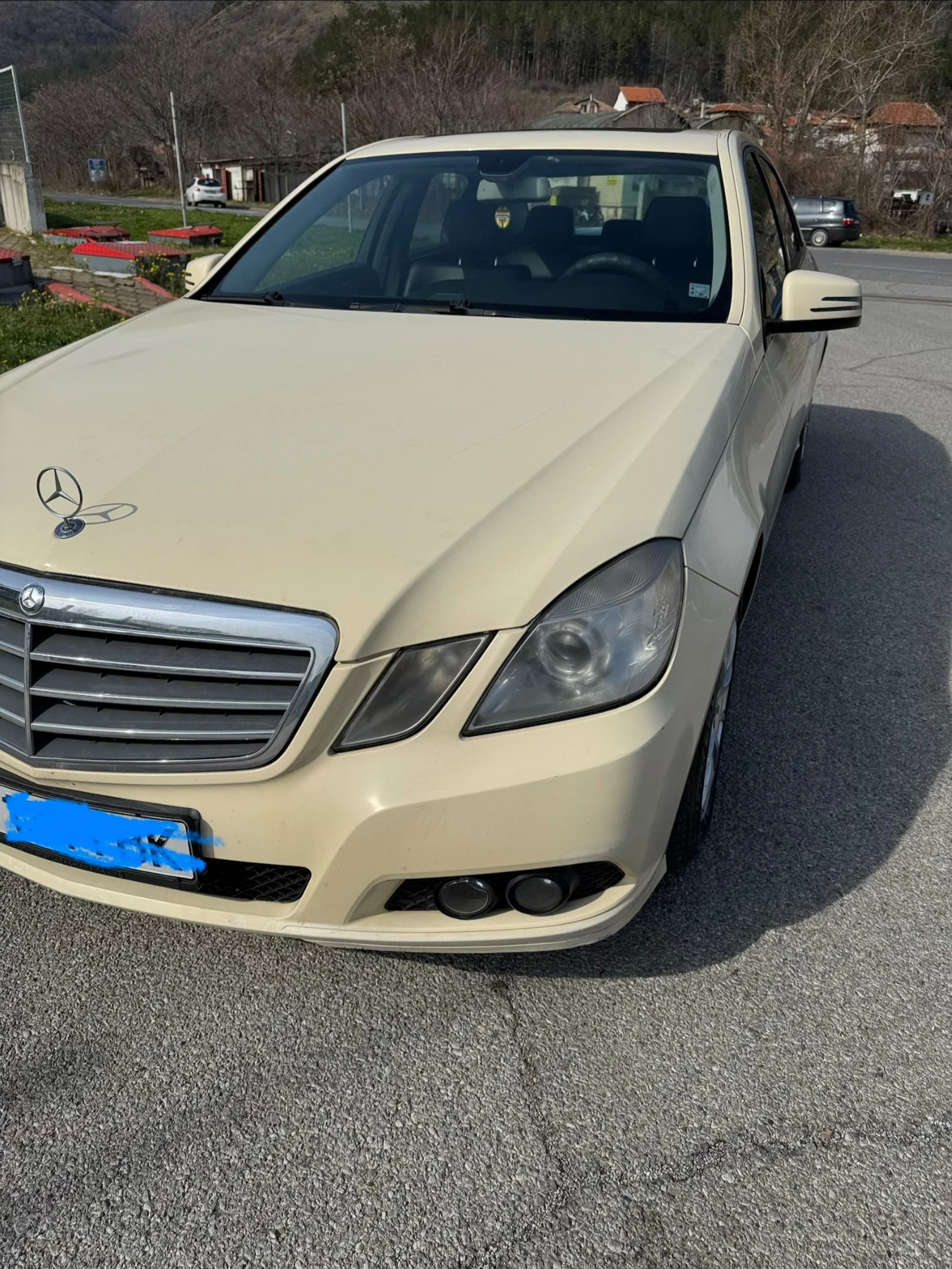 Mercedes-Benz E 200, снимка 2 - Автомобили и джипове - 53989313