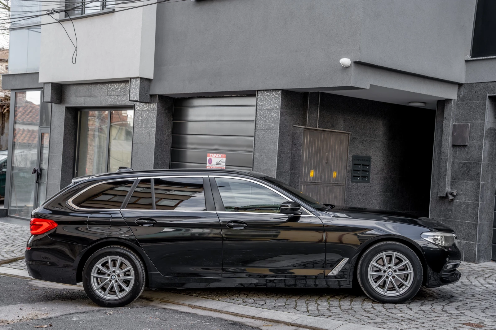 BMW 520, снимка 3 - Автомобили и джипове - 54044931