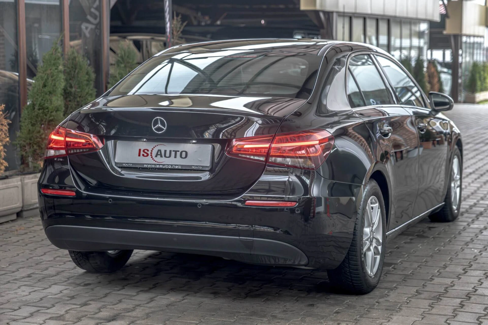 Mercedes-Benz A 200 CDI/Камера/Dynamic Select/USB/DCT/MBUX/Седан, снимка 6 - Автомобили и джипове - 54065511