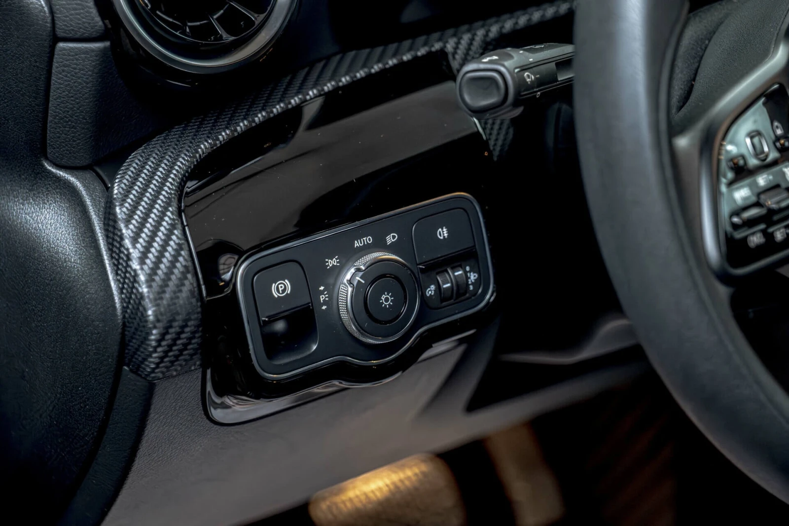 Mercedes-Benz A 200 CDI/Камера/Dynamic Select/USB/DCT/MBUX/Седан, снимка 10 - Автомобили и джипове - 54065511