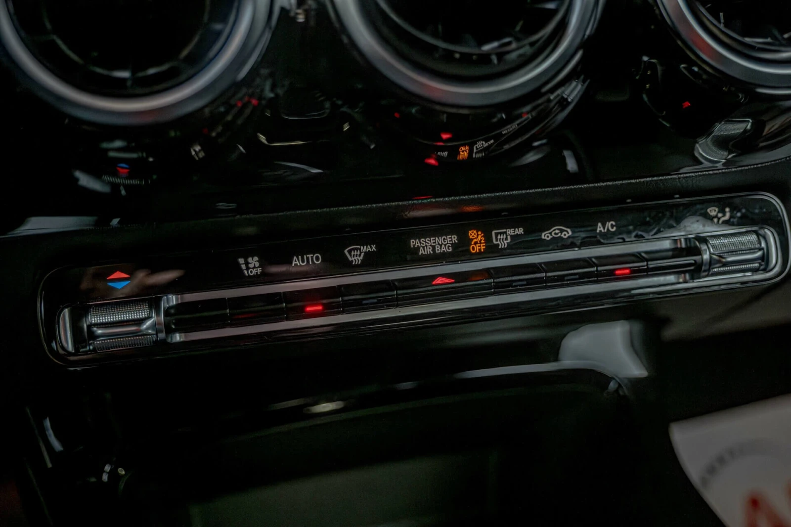 Mercedes-Benz A 200 CDI/Камера/Dynamic Select/USB/DCT/MBUX/Седан, снимка 12 - Автомобили и джипове - 54065511