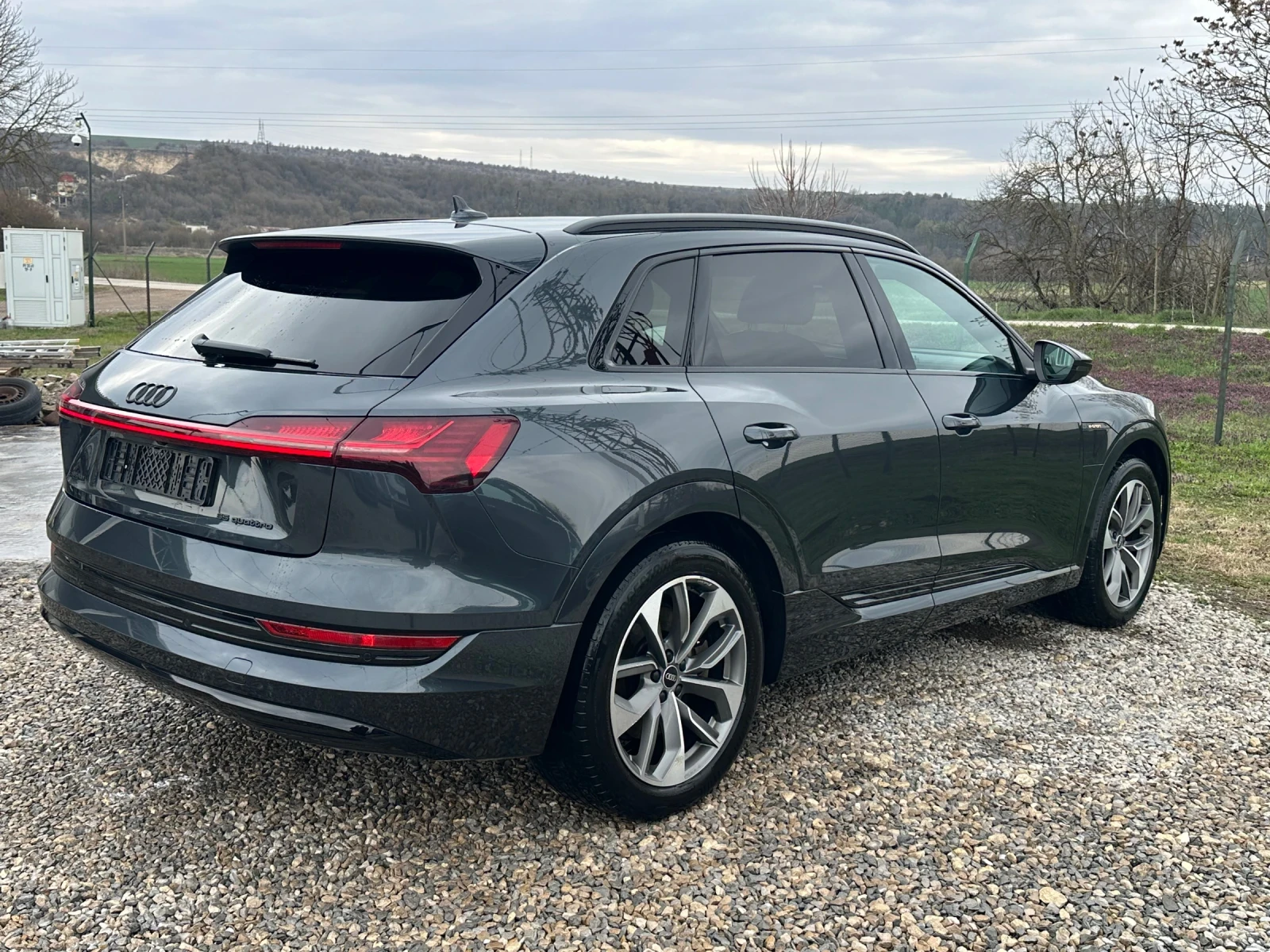 Audi E-Tron 55 BATERIA 95KW FULL, снимка 4 - Автомобили и джипове - 54066890