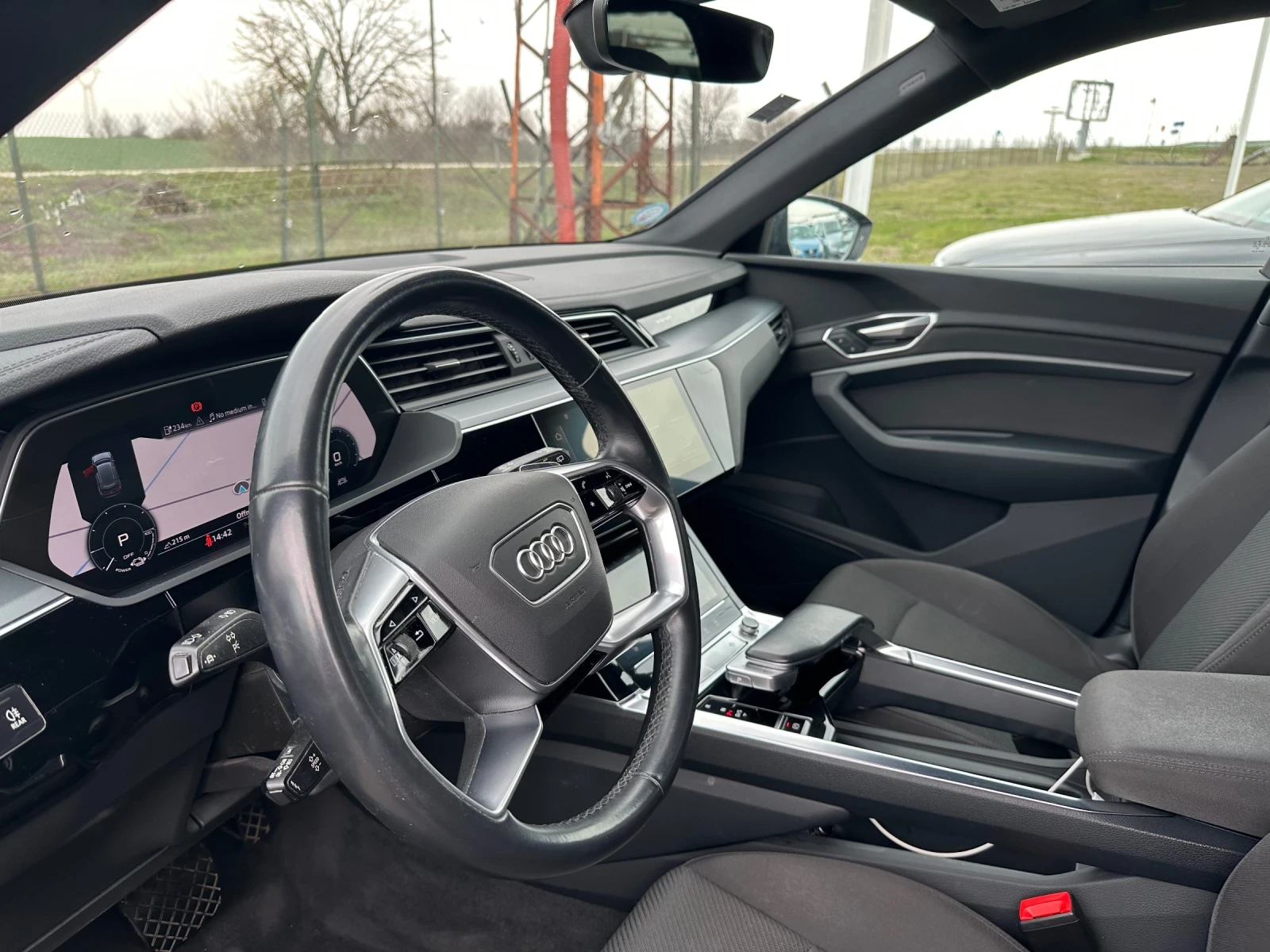 Audi E-Tron 55 BATERIA 95KW FULL, снимка 10 - Автомобили и джипове - 54066890