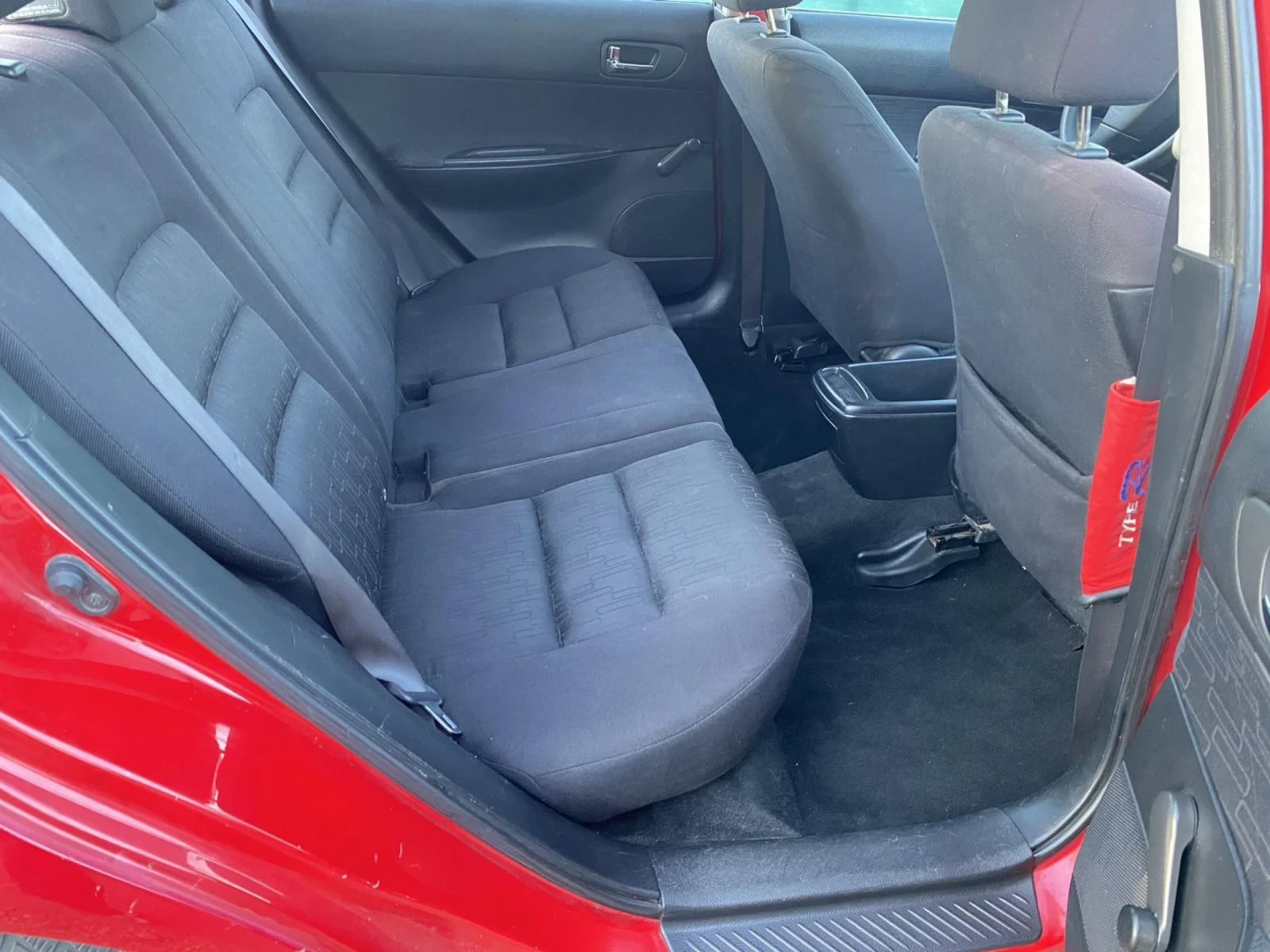 Mazda 6 1.8 120кс  МНОГО ЗДРАВА!!!, снимка 16 - Автомобили и джипове - 54324898