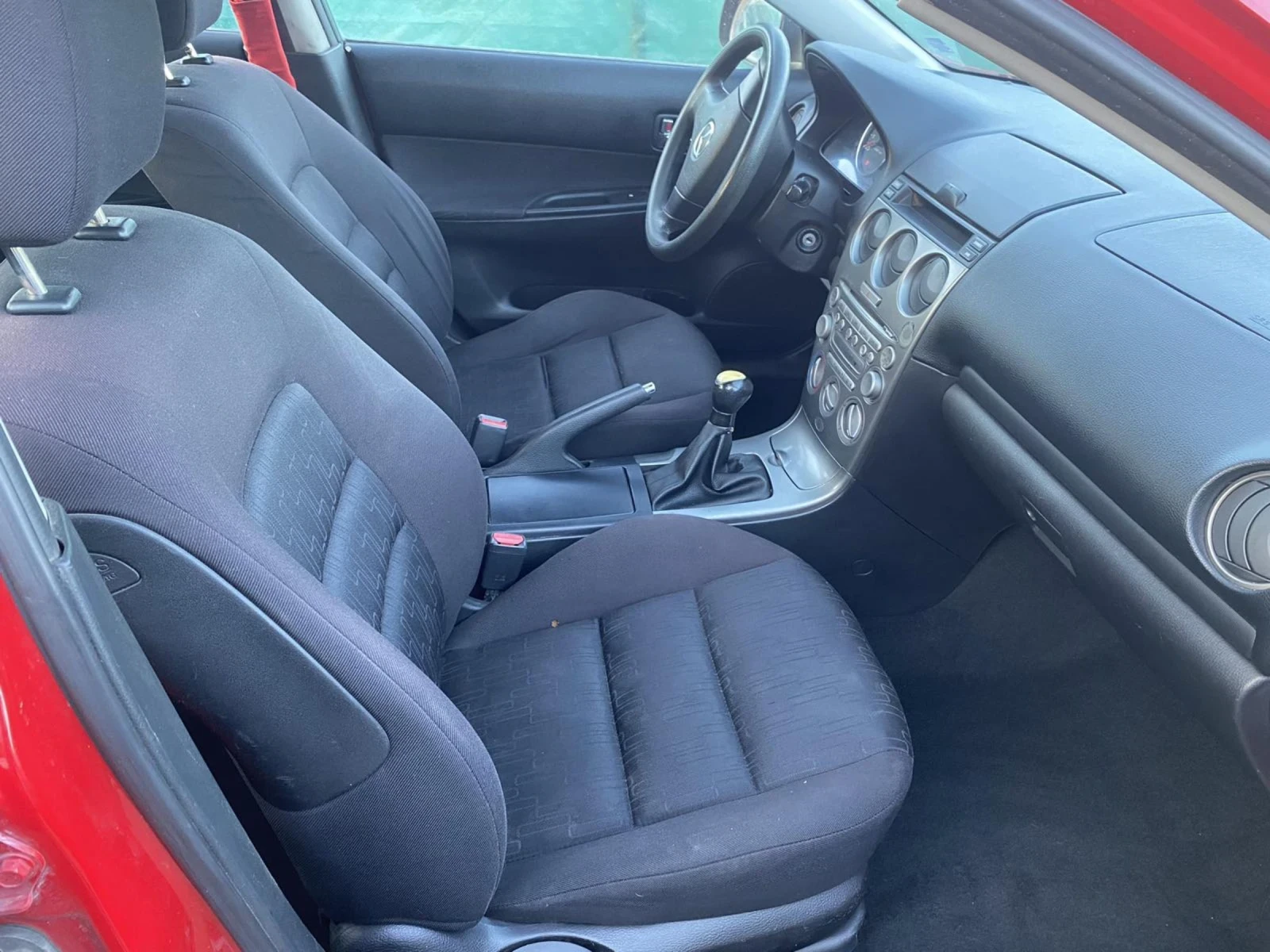 Mazda 6 1.8 120кс  МНОГО ЗДРАВА!!!, снимка 14 - Автомобили и джипове - 54324898