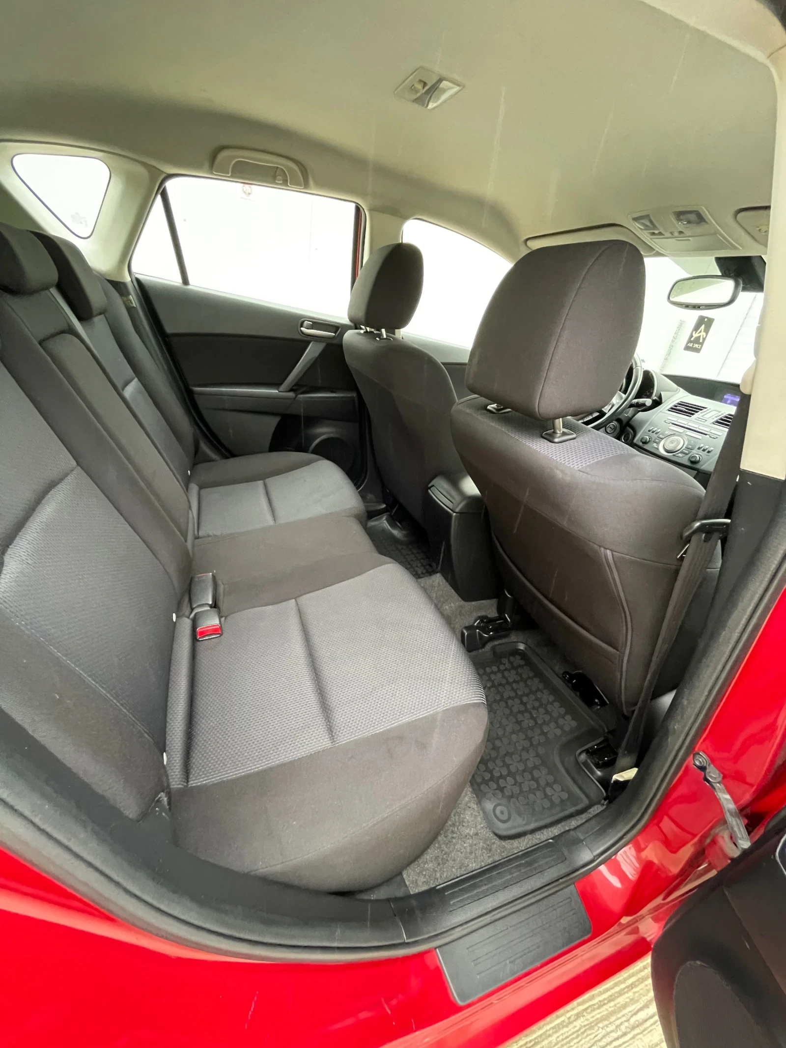 Mazda 3 2.2 D MRZ-185к.с., снимка 15 - Автомобили и джипове - 54650537
