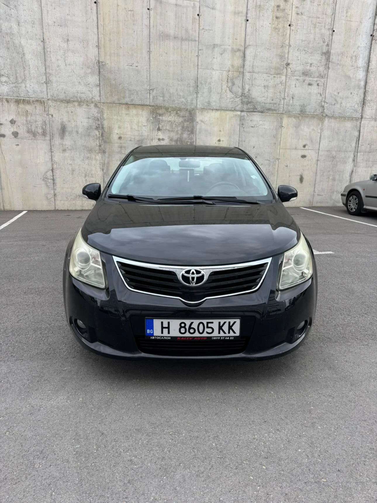 Toyota Avensis 2.0D 4D, снимка 2 - Автомобили и джипове - 54742988