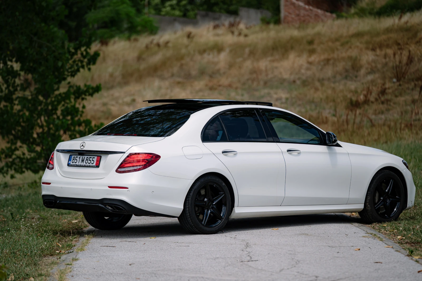 Mercedes-Benz E 400 4Matic , снимка 7 - Автомобили и джипове - 55308135