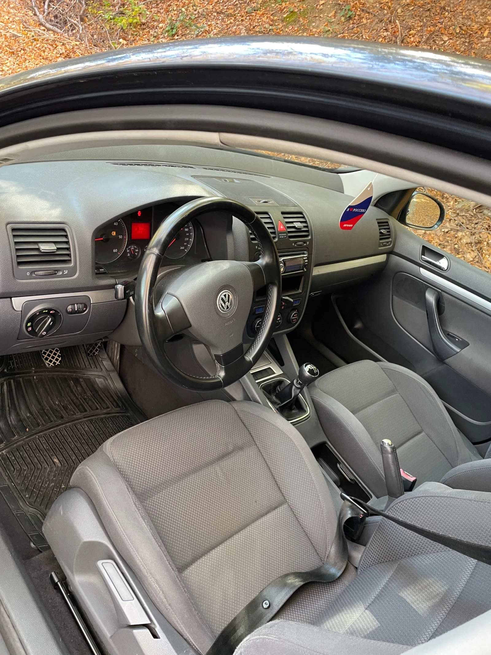 VW Golf Няма, снимка 4 - Автомобили и джипове - 55311170