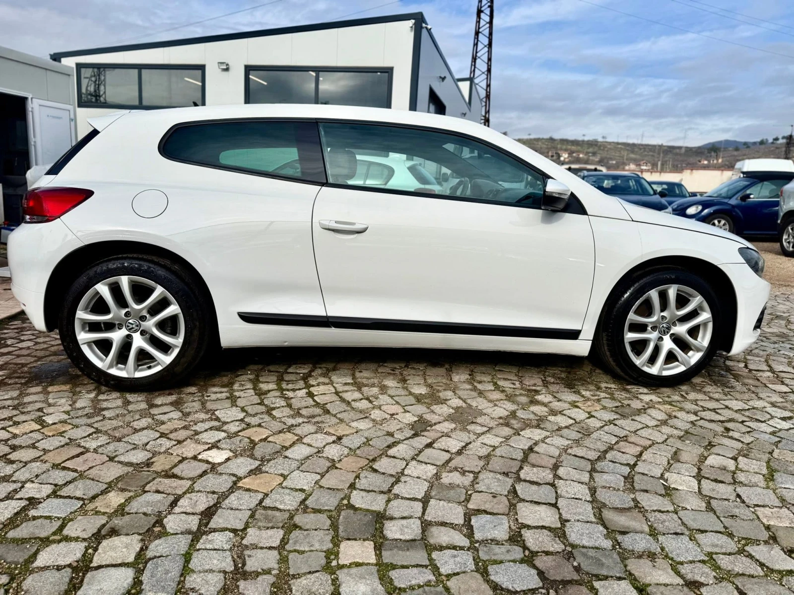 VW Scirocco 1.4 АВТОМАТИК, снимка 6 - Автомобили и джипове - 55347436