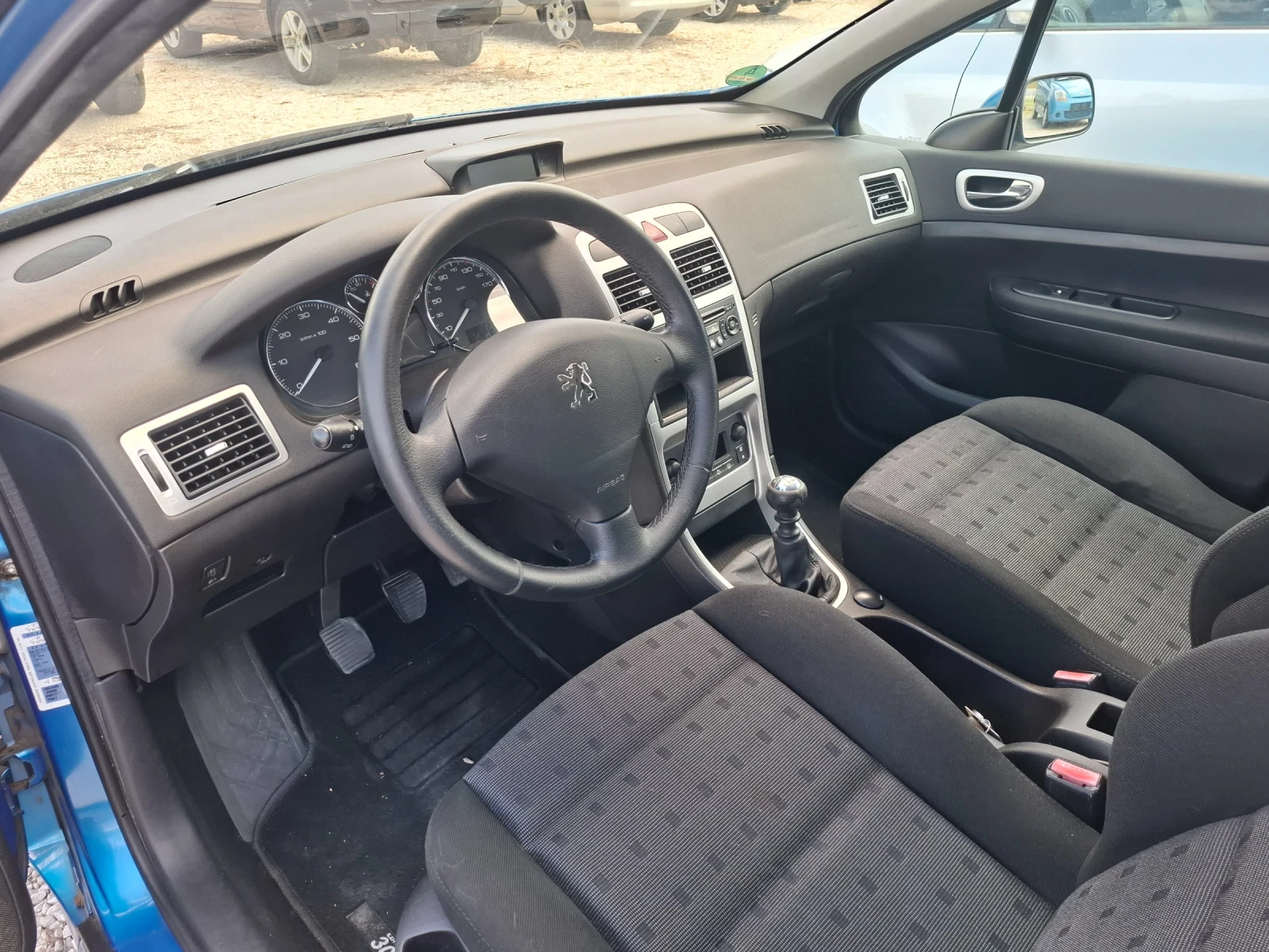 Peugeot 307 2.0HDI, 136K.C., снимка 13 - Автомобили и джипове - 55431962