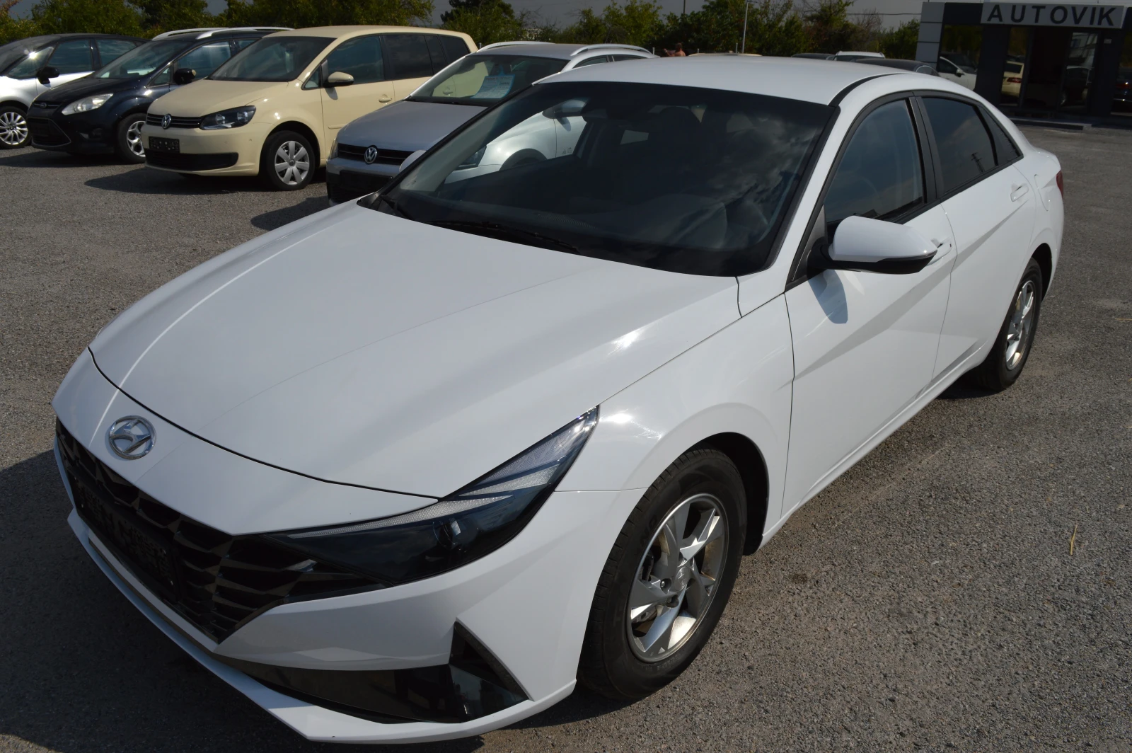 Hyundai Elantra 1.6-AVTOMAT-FULL EKSTRI-KOJA-DISTRONIC