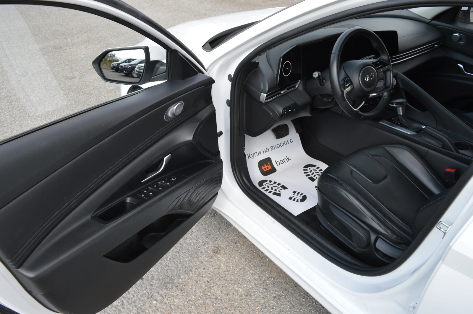 Hyundai Elantra 1.6-AVTOMAT-FULL EKSTRI-KOJA-DISTRONIC, снимка 8 - Автомобили и джипове - 55576781