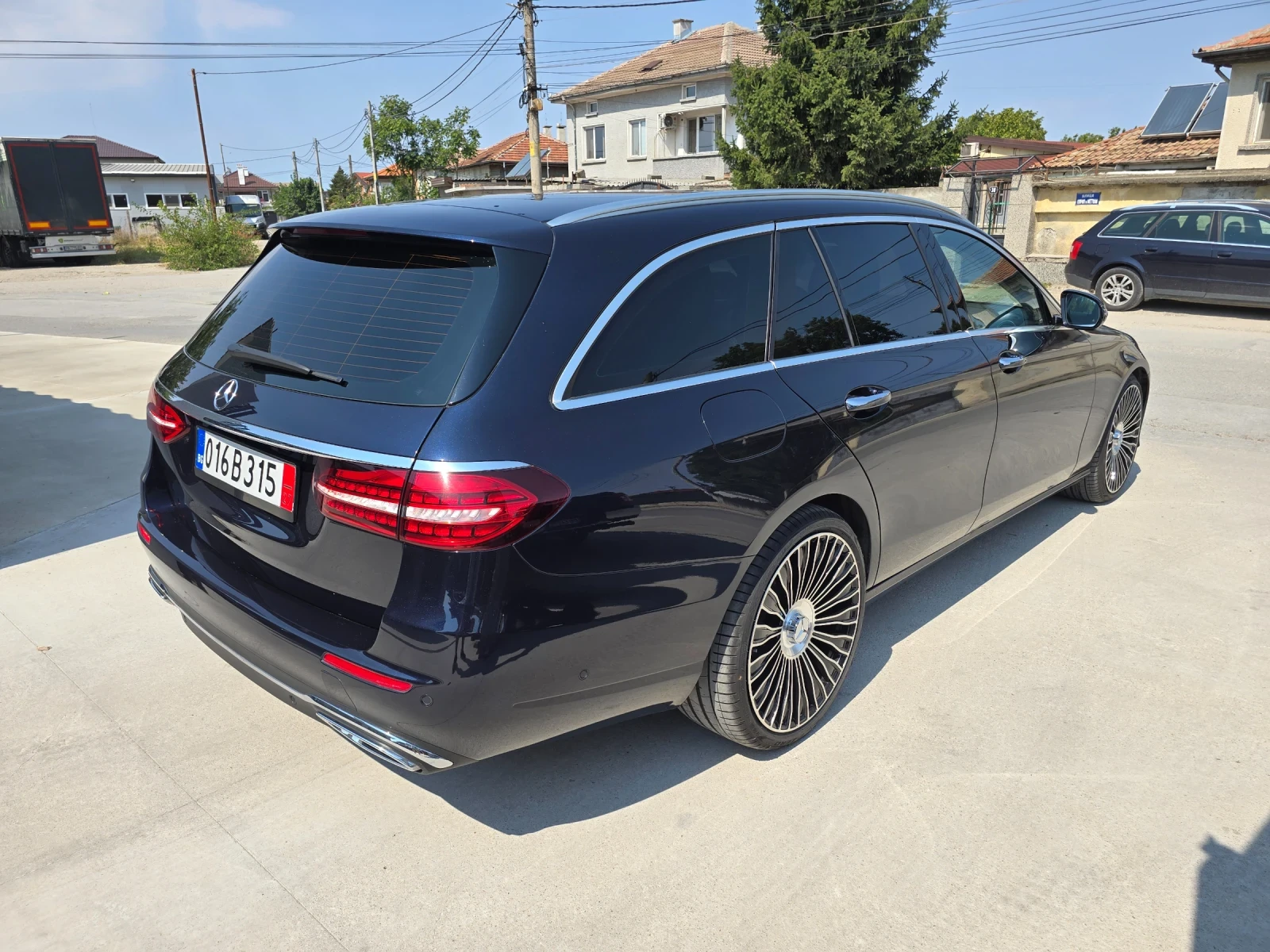 Mercedes-Benz E 400 330hp 4x4 подгрев, обдухване, надуване, масаж, ВЪЗ, снимка 8 - Автомобили и джипове - 56188837