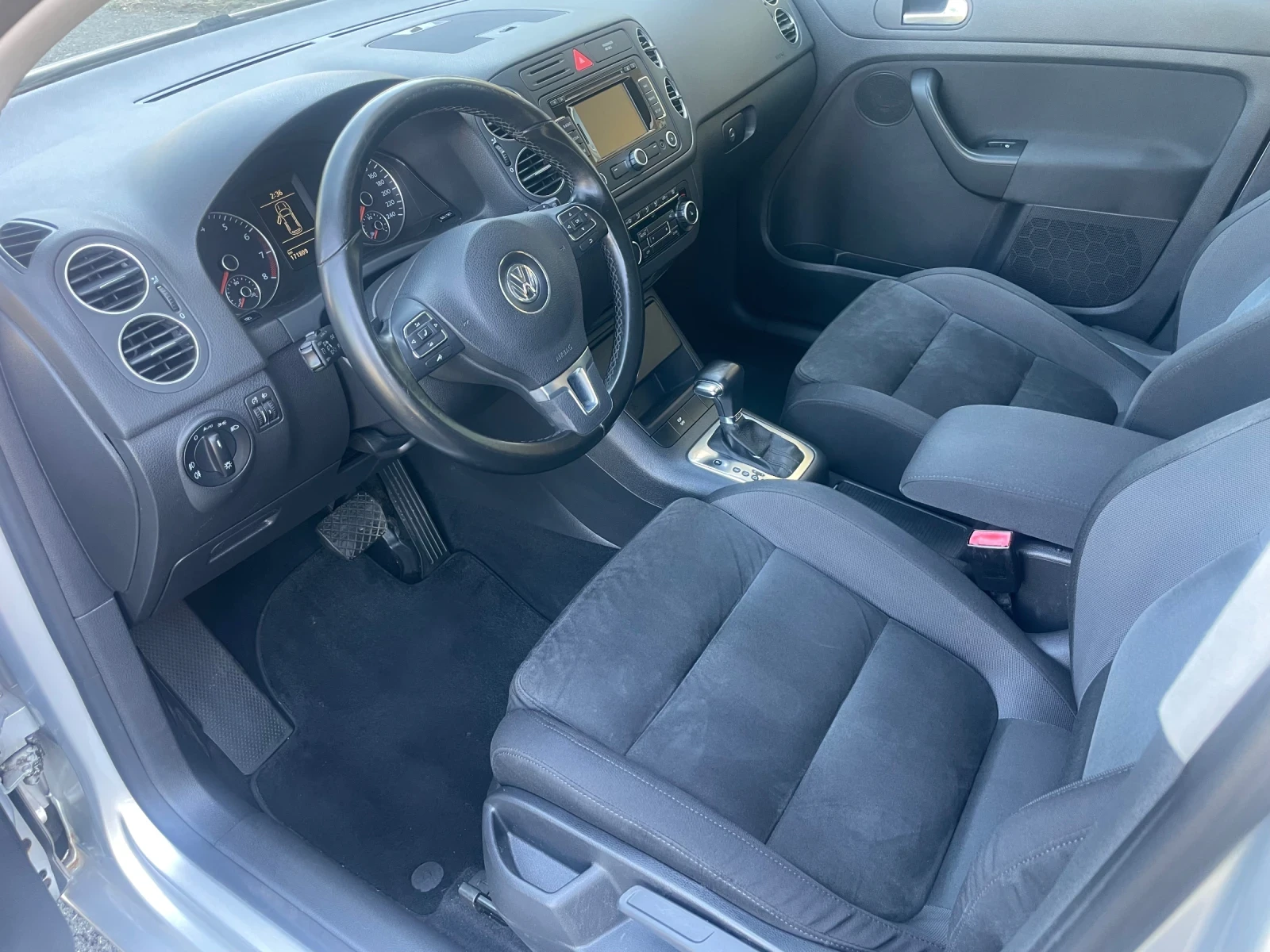 VW Golf Plus 1.4 TSI 90 kw, снимка 10 - Автомобили и джипове - 56005257