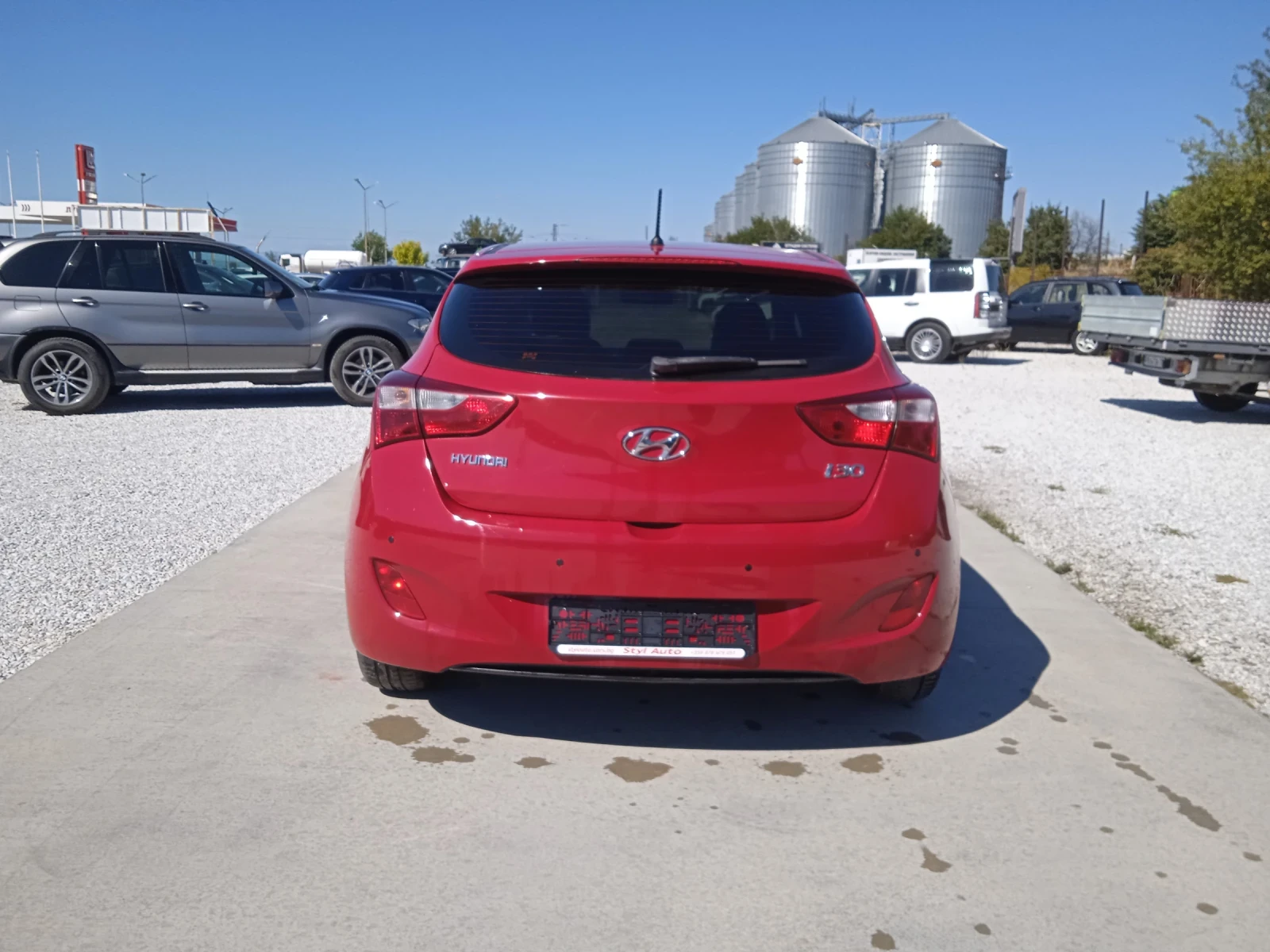 Hyundai I30 1.4i, снимка 5 - Автомобили и джипове - 56079317