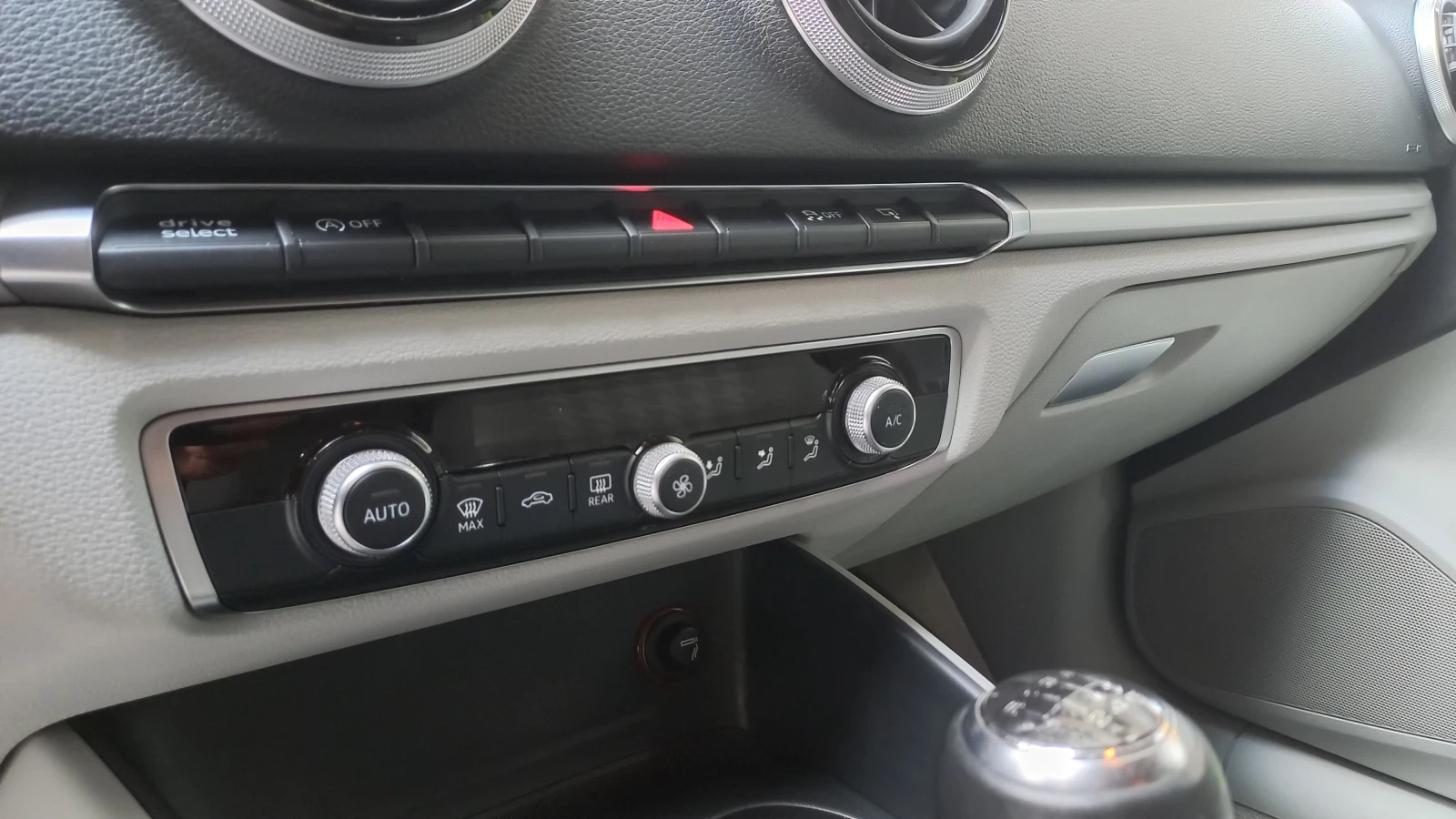 Audi A3 Седан, снимка 12 - Автомобили и джипове - 56565595